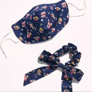 FREE PEOPLE Mask & Bow Floral Pack scrunchie navy